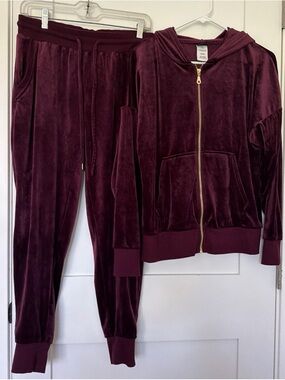 Felina Velour Zip Hoodie & Jogger Set - Burgundy